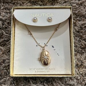 Nautica Gold Starburst Locket Necklace Set NWT